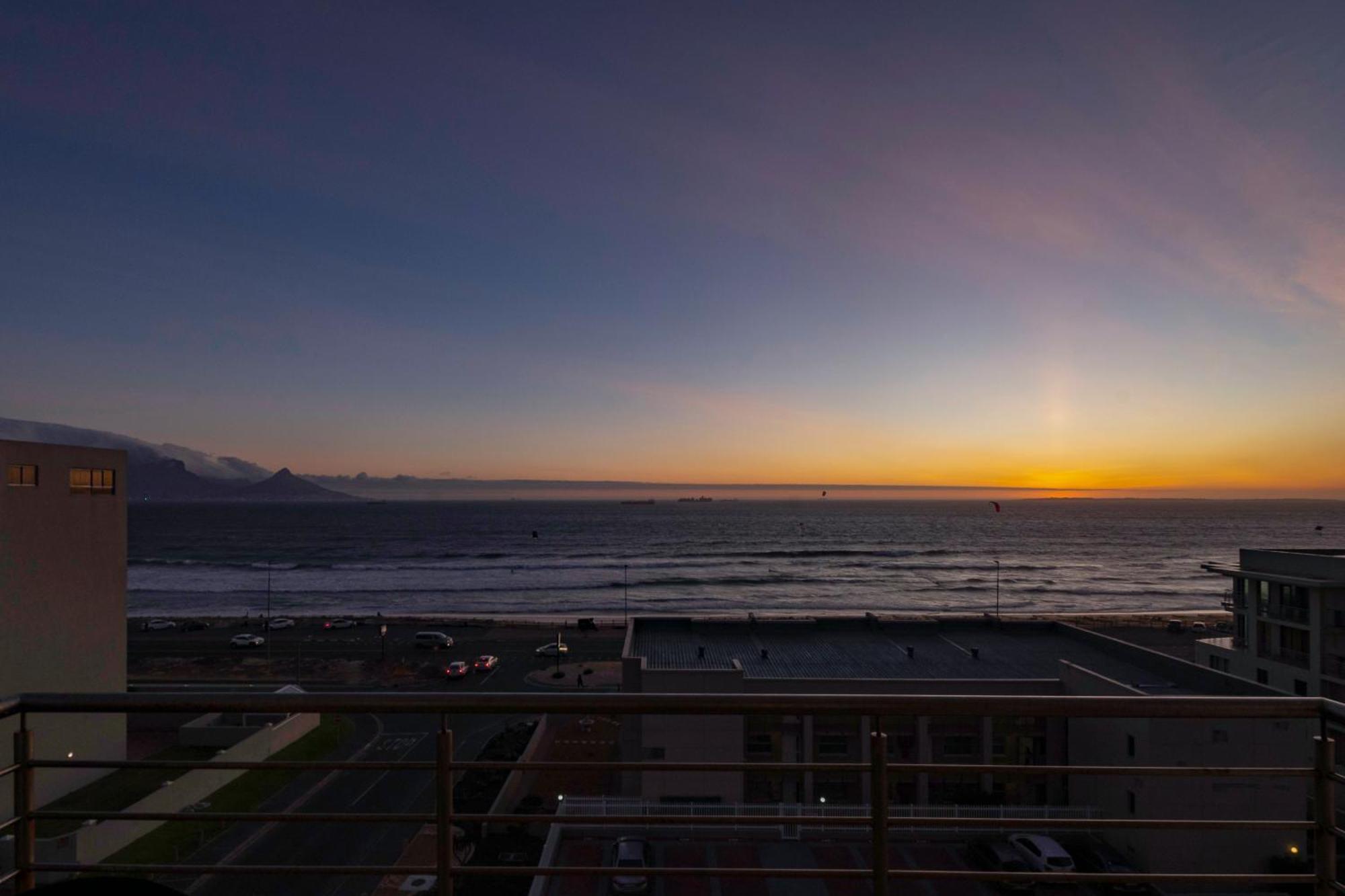Apartment Stylish Sunlit Ocean View Oasis! *